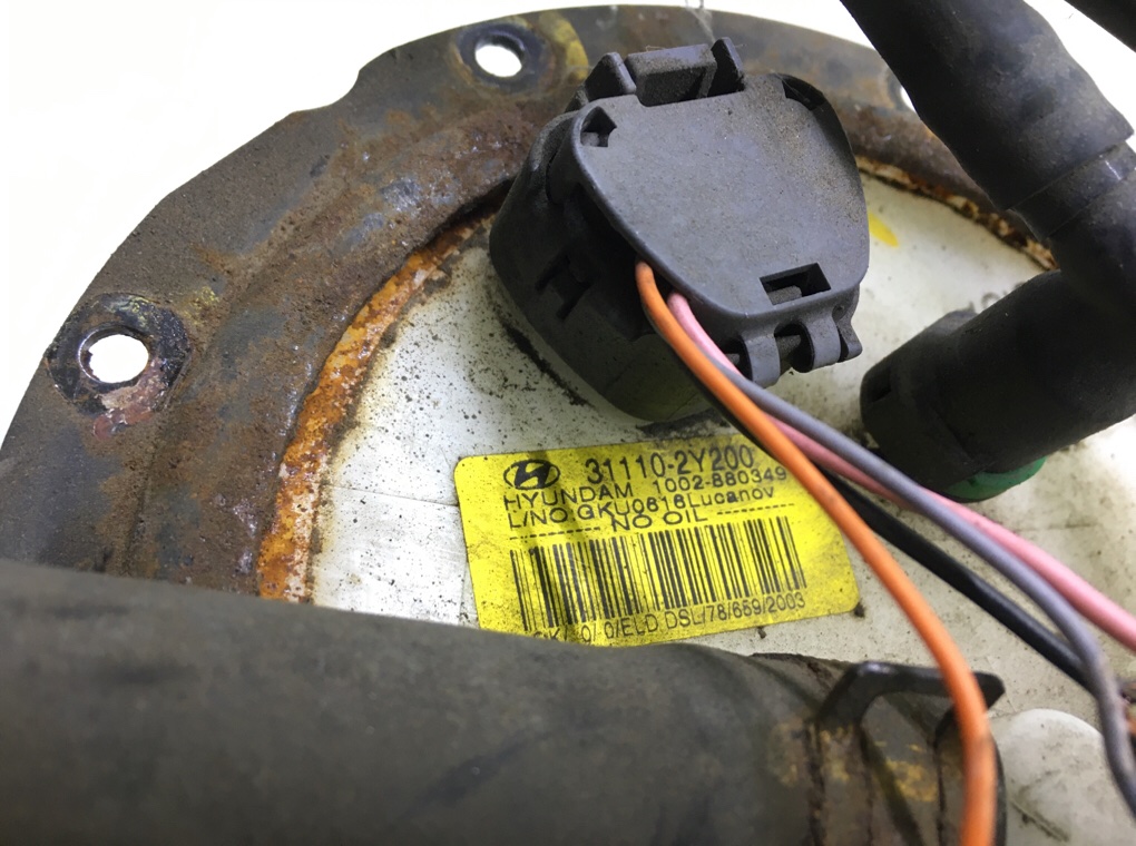 Насос топливный бу для Kia Sportage 3 1.7 CRDi,  2011 г.