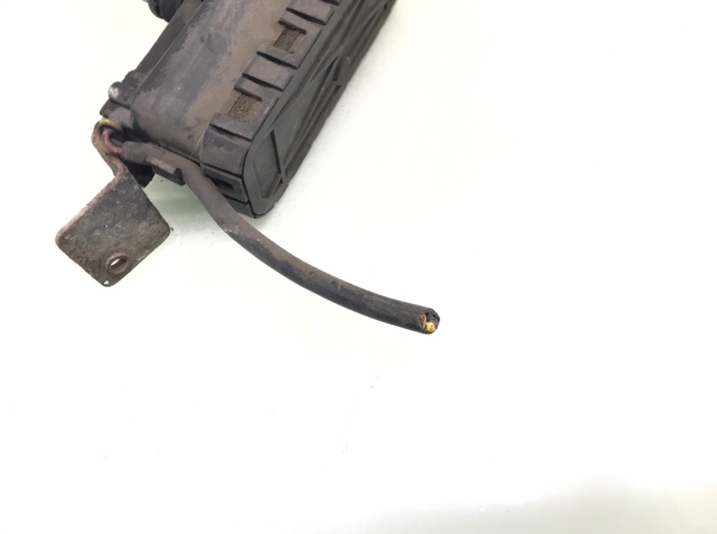 Моторчик стеклоочистителя фар бу для Volvo V70 2 2.4 i,  2000 г.