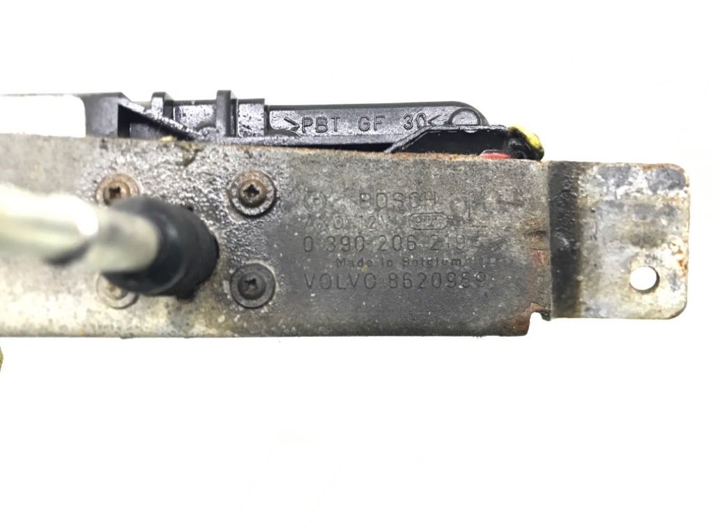 Моторчик стеклоочистителя фар бу для Volvo V70 2 2.4 i,  2000 г.