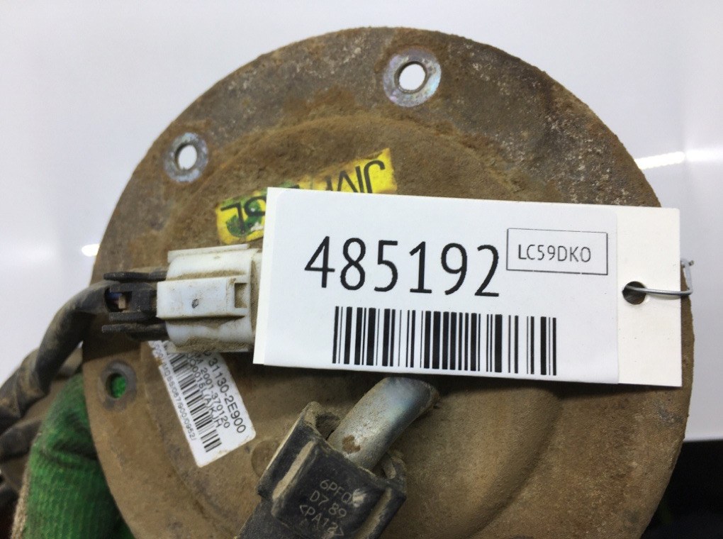 Датчик уровня топлива бу для Kia Sportage 2 2.0 CRDi, 2009 г. Датчик уровня топлива бу для Kia Sportage 2 2.0 CRDi, 2009 г.