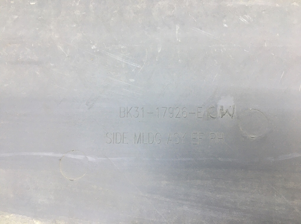 Молдинг крыла заднего правого бу для Ford Transit 8 2.0 D,  2019 г.