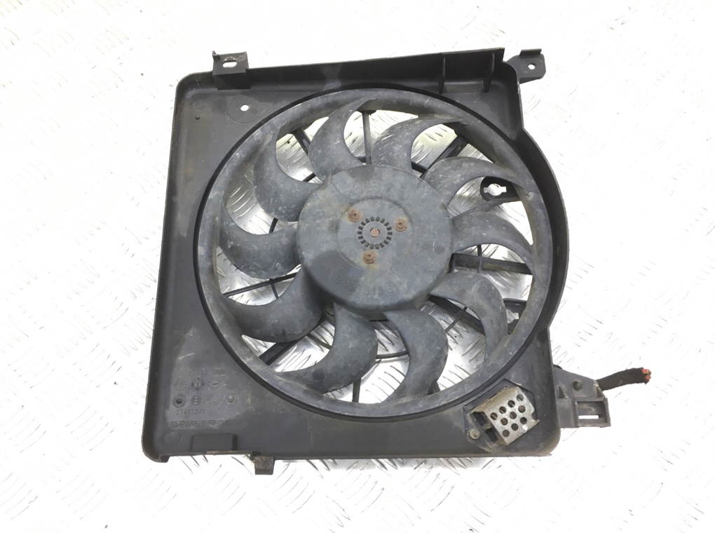 Вентилятор радиатора бу для Opel Zafira B 1.7 CDTi, 2013 г. Вентилятор радиатора бу для Opel Zafira B 1.7 CDTi, 2013 г.