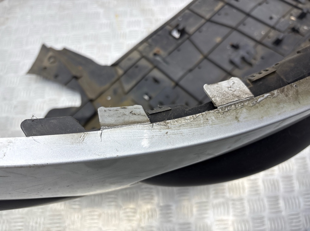 Бампер передний бу для Peugeot 308 T7 1.6 HDi, 2010 г. Бампер передний бу для Peugeot 308 T7 1.6 HDi, 2010 г.