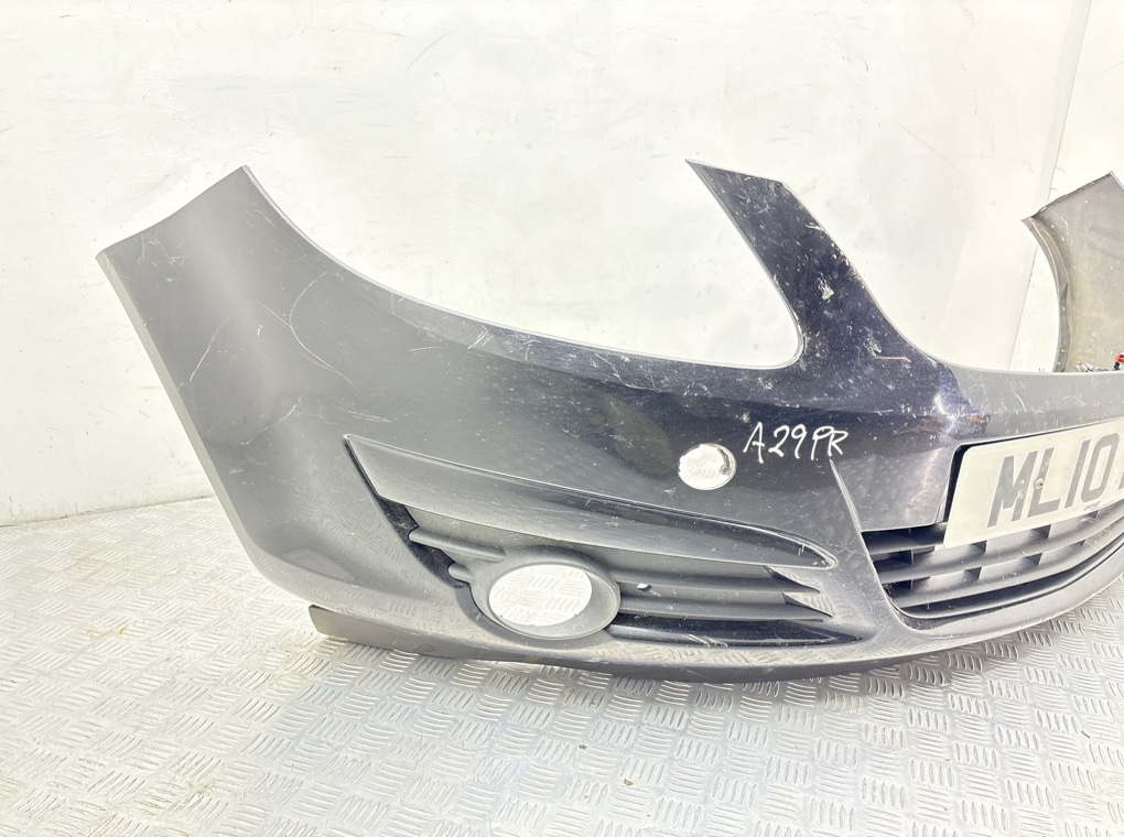 Бампер передний бу для Opel Corsa D 1.2 i,  2010 г.