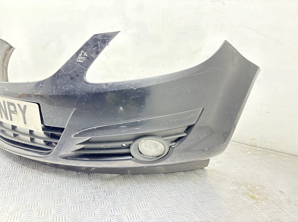 Бампер передний бу для Opel Corsa D 1.2 i,  2010 г.