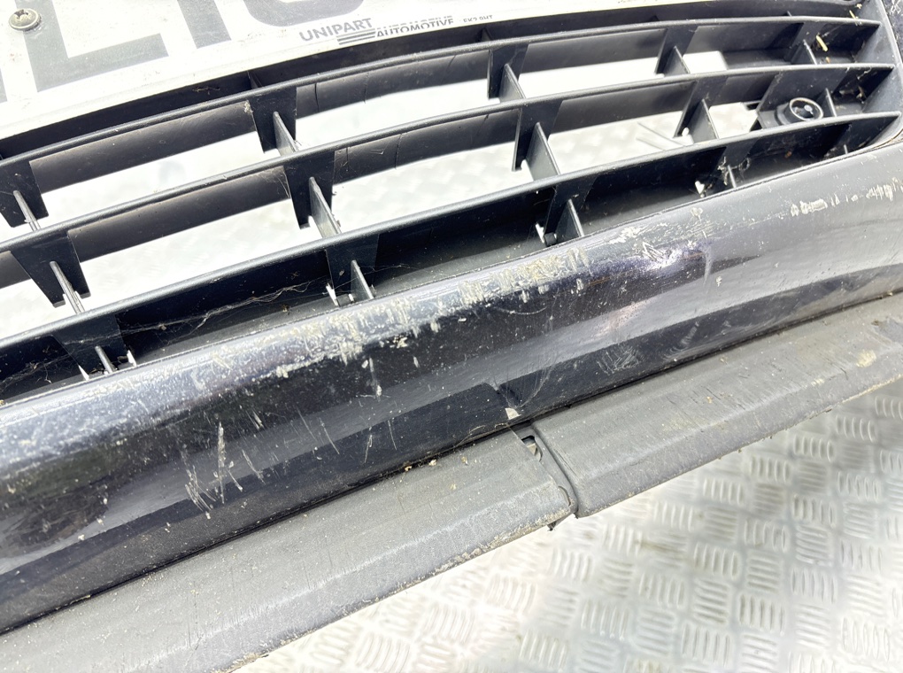 Бампер передний бу для Opel Corsa D 1.2 i,  2010 г.