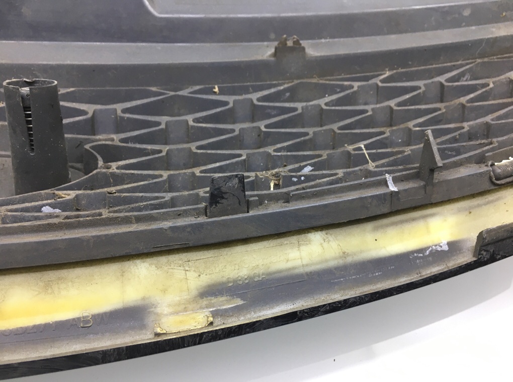 Решетка радиатора бу для Ford Mondeo 3 2.2 TD,  2005 г.