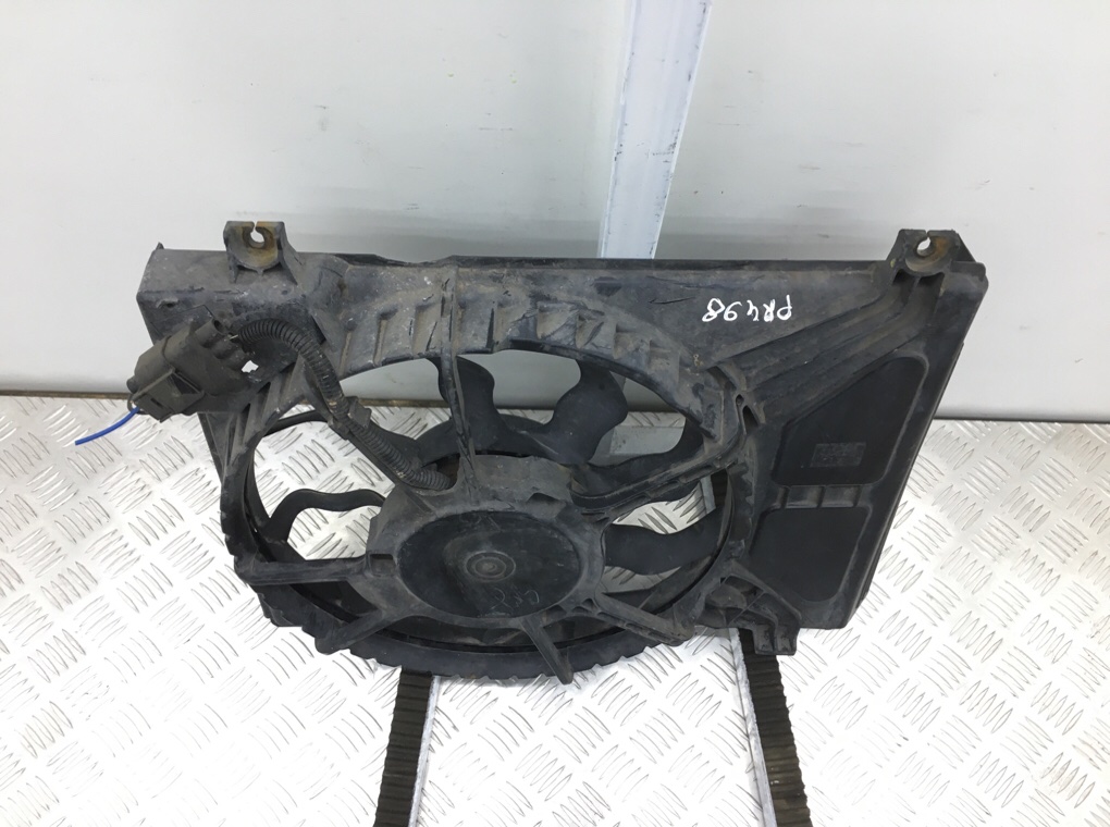 Вентилятор радиатора бу для Hyundai i10 1 1.2 i, 2010 г. Вентилятор радиатора бу для Hyundai i10 1 1.2 i, 2010 г.