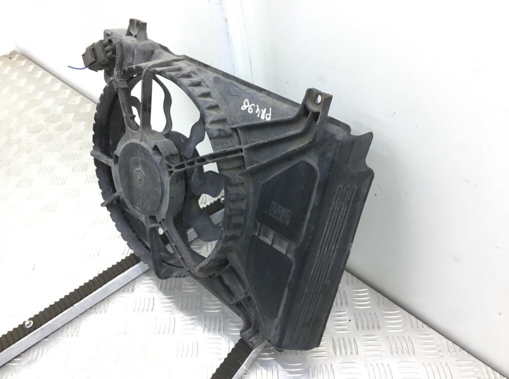 Вентилятор радиатора бу для Hyundai i10 1 1.2 i, 2010 г. Вентилятор радиатора бу для Hyundai i10 1 1.2 i, 2010 г.