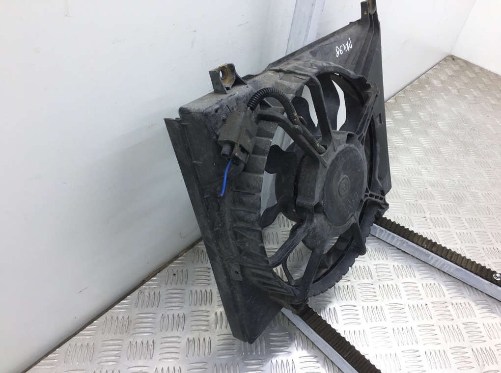 Вентилятор радиатора бу для Hyundai i10 1 1.2 i, 2010 г. Вентилятор радиатора бу для Hyundai i10 1 1.2 i, 2010 г.