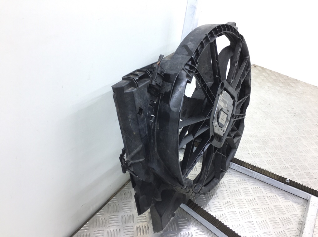 Вентилятор радиатора бу для BMW 3 E90/E91/E92/E93 2.0 TD,  2006 г.