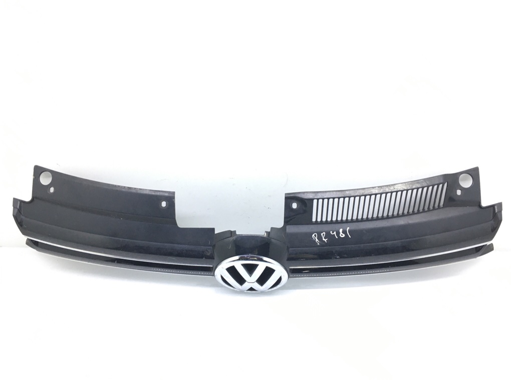 Решетка радиатора бу для Volkswagen Golf 6 1.6 TDi, 2011 г. Решетка радиатора бу для Volkswagen Golf 6 1.6 TDi, 2011 г.