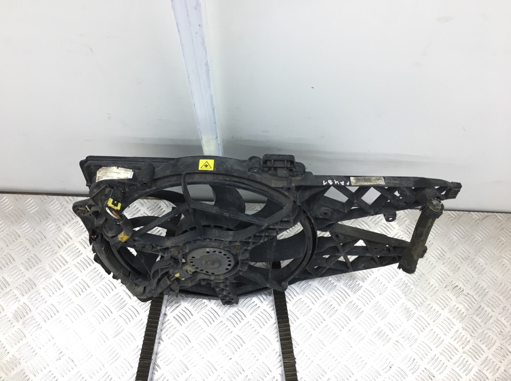 Вентилятор радиатора бу для Fiat Doblo 2 1.3 JTD,  2012 г.