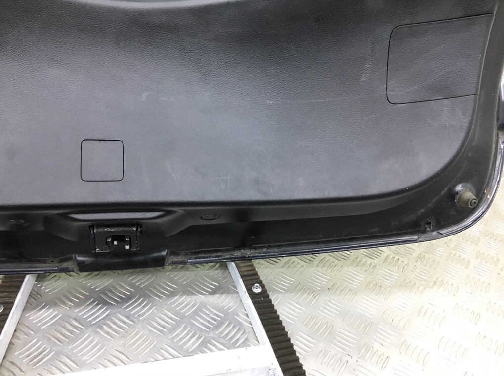 Крышка багажника бу для Mazda 3 BL 1.6 i, 2013 г. Крышка багажника бу для Mazda 3 BL 1.6 i, 2013 г.