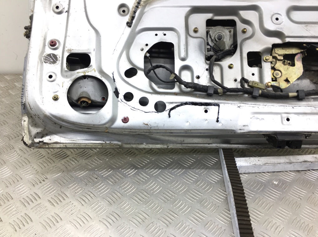 Крышка багажника бу для Toyota Estima 1 2.2 TD, 1997 г. Крышка багажника бу для Toyota Estima 1 2.2 TD, 1997 г.