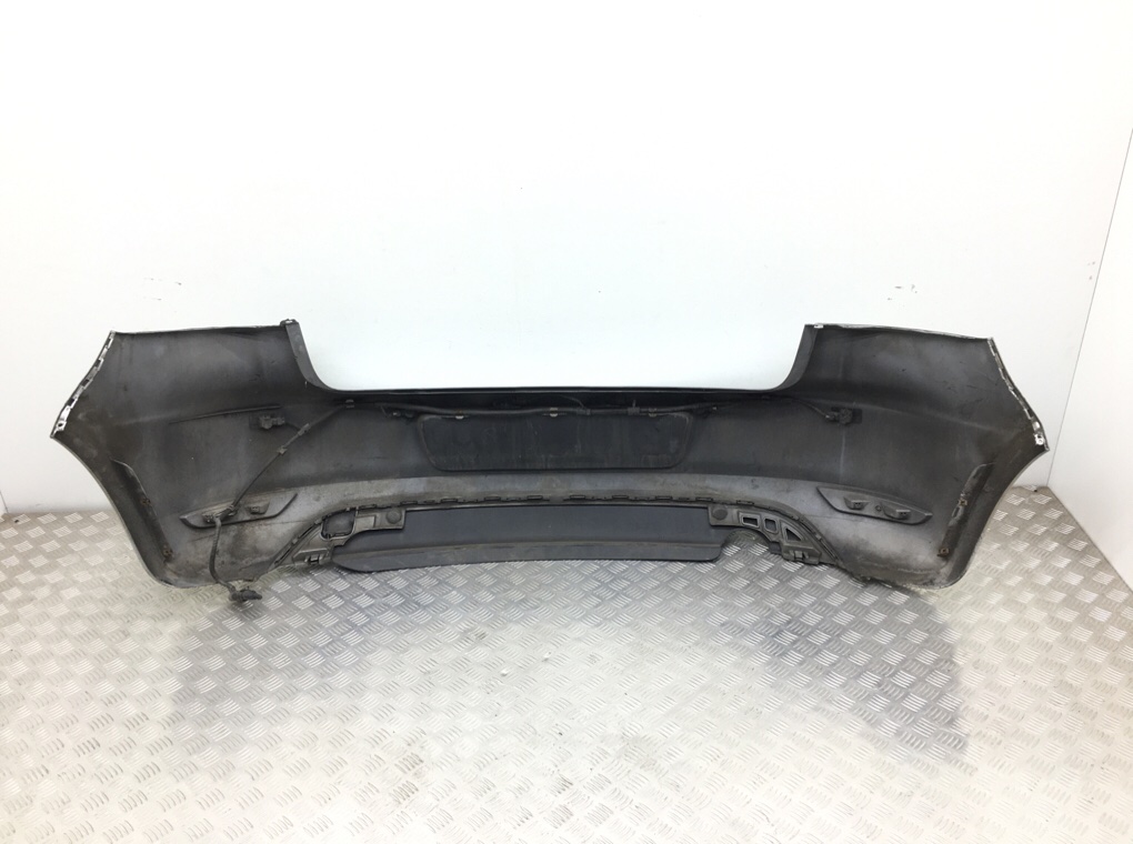 Бампер задний бу для Volkswagen Golf 6 1.6 TDi, 2011 г. Бампер задний бу для Volkswagen Golf 6 1.6 TDi, 2011 г.