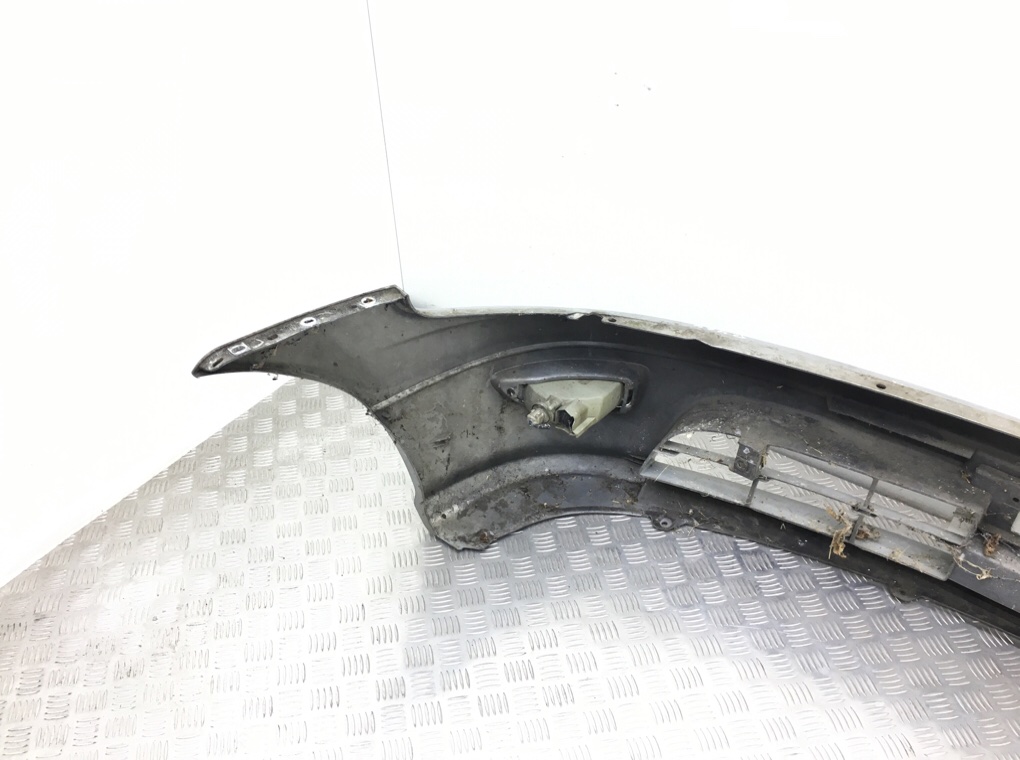 Бампер передний бу для Toyota Estima 1 2.2 TD, 1997 г. Бампер передний бу для Toyota Estima 1 2.2 TD, 1997 г.