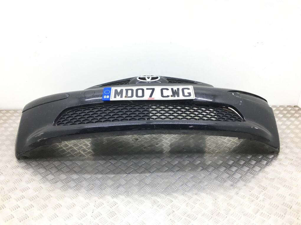 Бампер передний бу для Toyota Aygo 1 1.0 i, 2007 г. Бампер передний бу для Toyota Aygo 1 1.0 i, 2007 г.