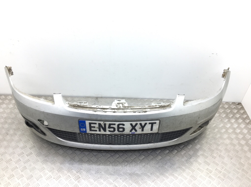 Бампер передний бу для Ford Fiesta 5 1.4 i,  2006 г.