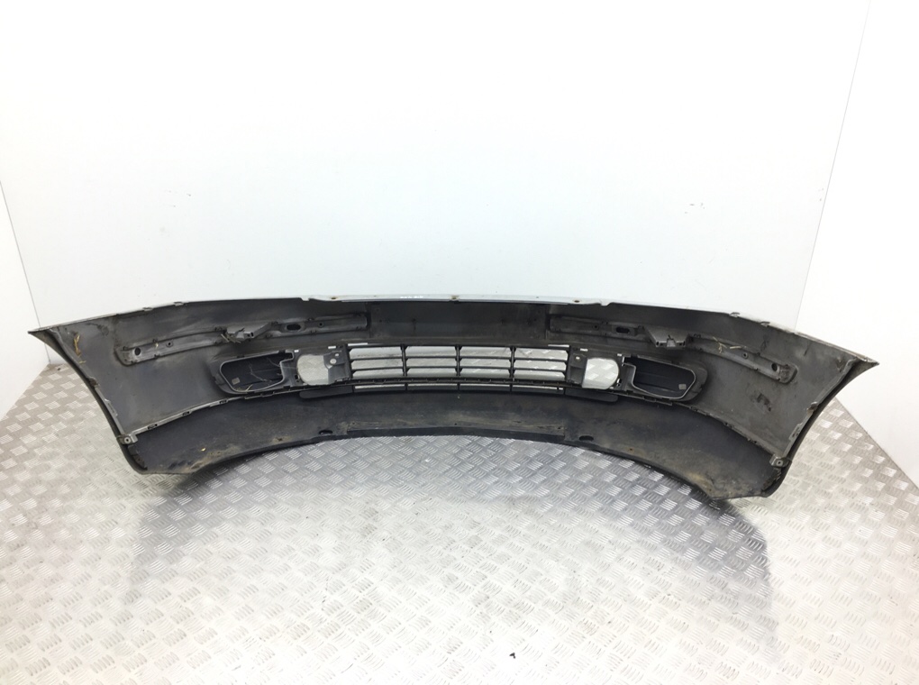 Бампер передний бу для Skoda Octavia A5 1.4 i,  2004 г.