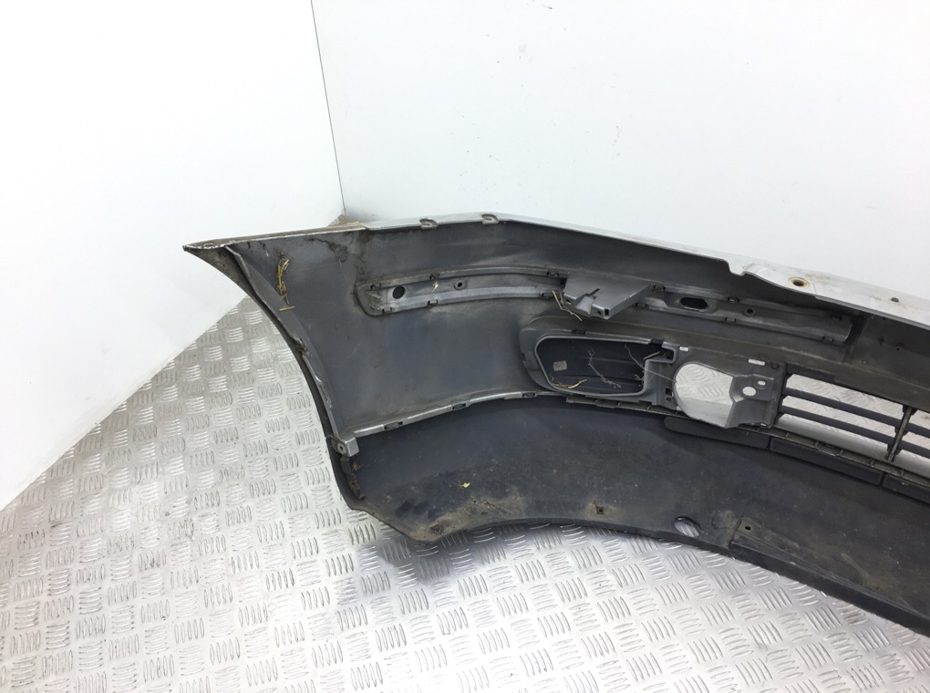 Бампер передний бу для Skoda Octavia A5 1.4 i,  2004 г.