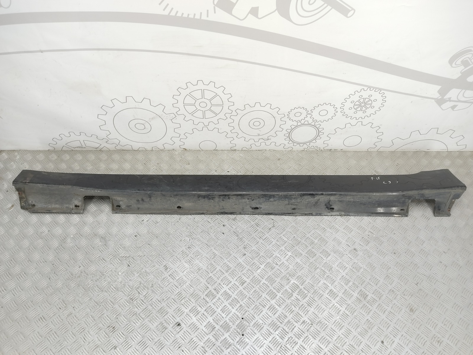 Накладка на порог бу для BMW 5 E60/E61 3.0 i, 2004 г.