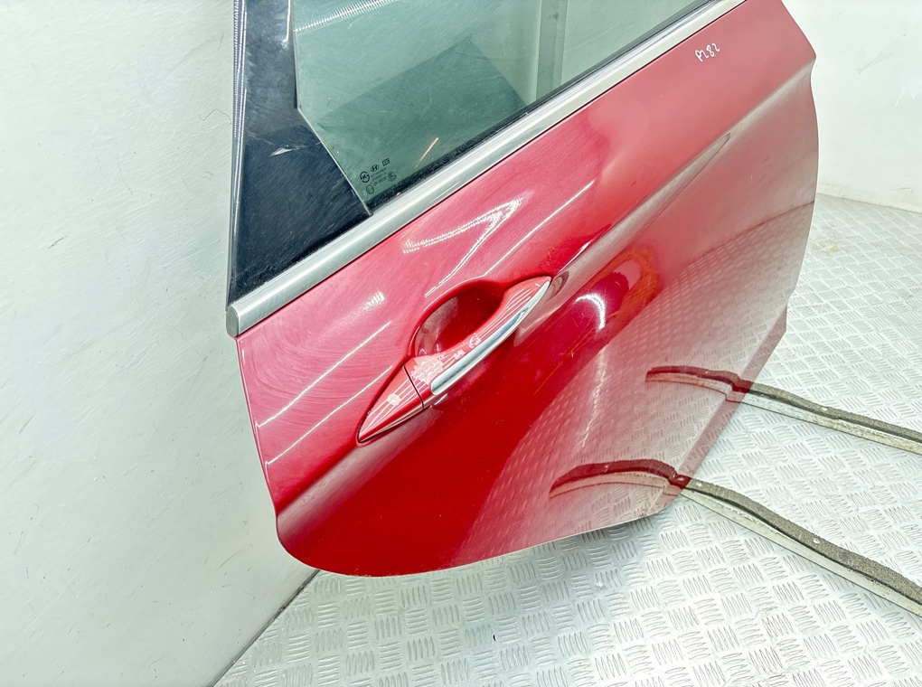 Дверь задняя правая бу для Hyundai i40 1 1.7 CRDi,  2013 г.