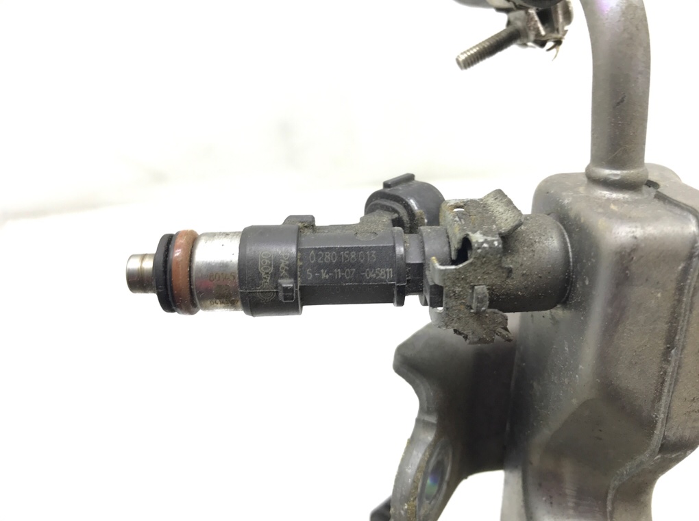 Топливная рампа бу для Nissan Micra K12 1.2 i,  2008 г.