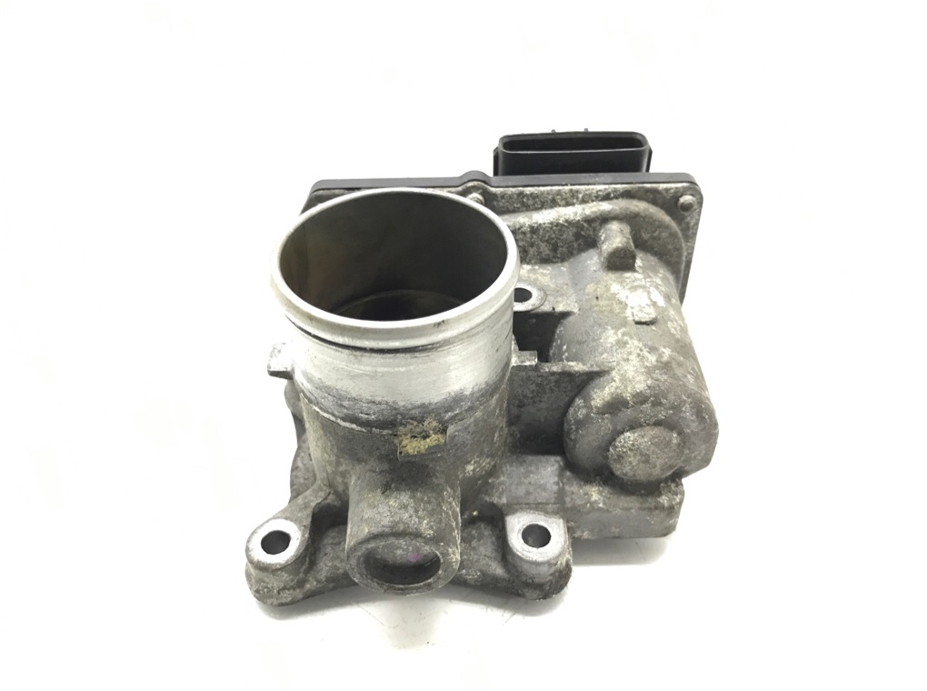 Заслонка дроссельная бу для Toyota Yaris 1.4 TD, 2010 г. Заслонка дроссельная бу для Toyota Yaris 1.4 TD, 2010 г.