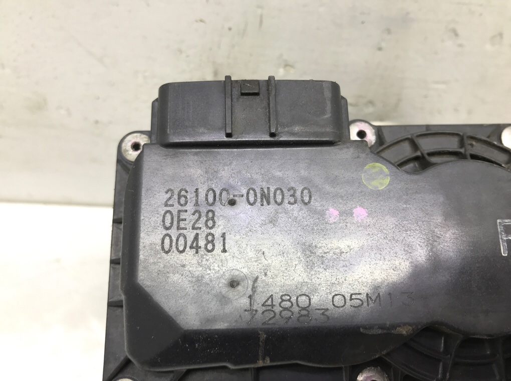 Заслонка дроссельная бу для Toyota Yaris 1.4 TD, 2010 г. Заслонка дроссельная бу для Toyota Yaris 1.4 TD, 2010 г.