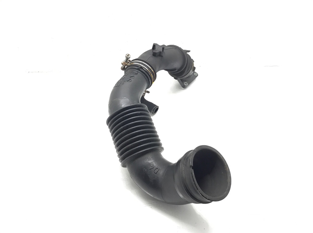 Патрубок турбины бу для Toyota Yaris 1.4 TD, 2010 г. Патрубок турбины бу для Toyota Yaris 1.4 TD, 2010 г.