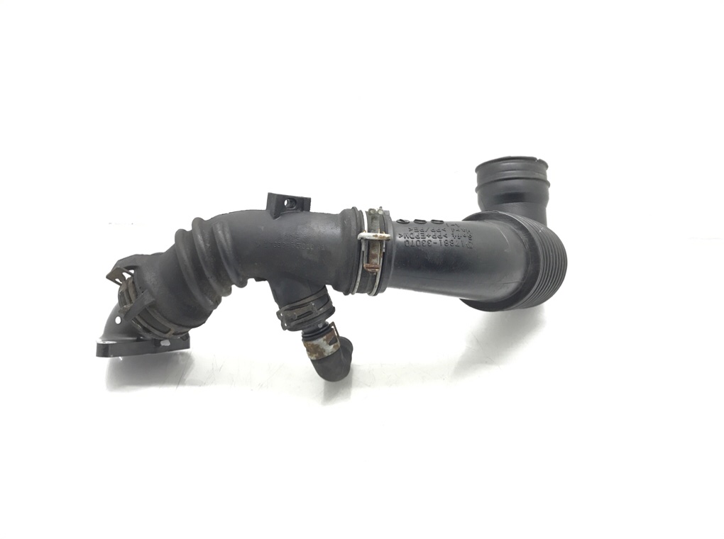 Патрубок турбины бу для Toyota Yaris 1.4 TD, 2010 г. Патрубок турбины бу для Toyota Yaris 1.4 TD, 2010 г.