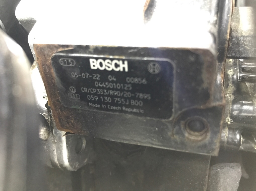 Двигатель (ДВС)  бу для Volkswagen Touareg 1 3.0 TDi,  2005 г.