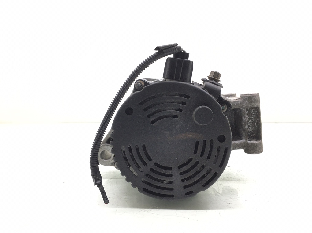 Генератор бу для Ford Focus 2 1.4 i,  2005 г.