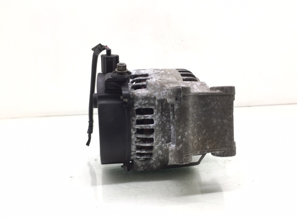 Генератор бу для Ford Focus 2 1.4 i,  2005 г.