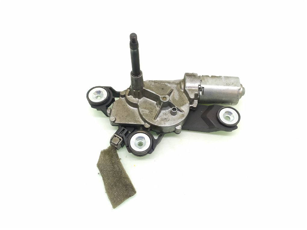 Моторчик заднего стеклоочистителя (дворника) бу для Volvo V50 1 1.6 TD, 2010 г.