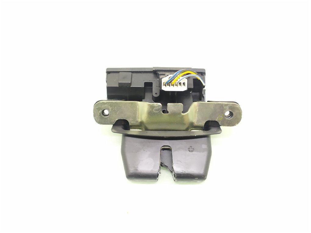 Замок багажника бу для Ford Fiesta 6 1.3 i, 2009 г. Замок багажника бу для Ford Fiesta 6 1.3 i, г.