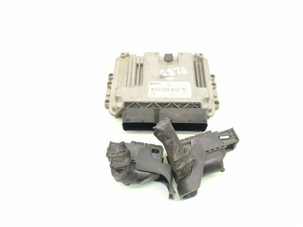 Блок управления двигателем бу для Kia Sportage 3 1.7 CRDi, 2011 г.