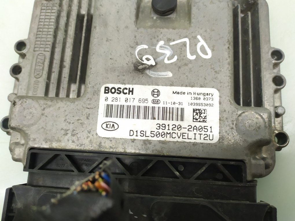 Блок управления двигателем бу для Kia Sportage 3 1.7 CRDi, 2011 г. Блок управления двигателем бу для Kia Sportage 3 1.7 CRDi, 2011 г.