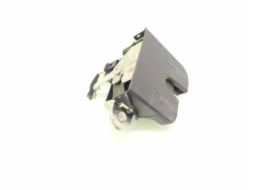 Замок багажника бу для Volkswagen Golf 5 1.4 i, 2006 г. Замок багажника бу для Volkswagen Golf 5 1.4 i, г.