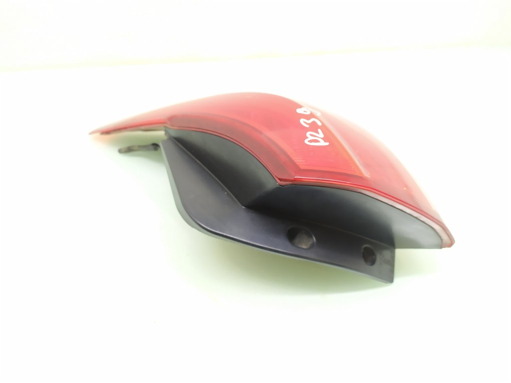 Фонарь задний правый бу для Kia Sportage 3 1.7 CRDi,  2011 г.