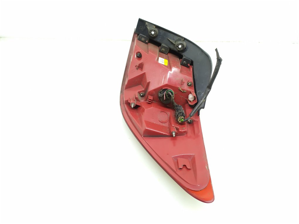 Фонарь задний левый бу для Kia Sportage 3 1.7 CRDi,  2011 г.