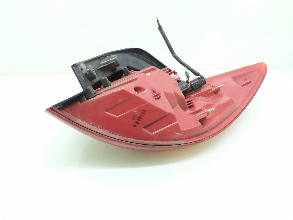 Фонарь задний левый бу для Kia Sportage 3 1.7 CRDi,  2011 г.