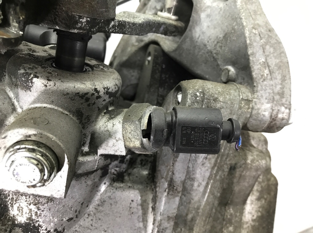 КПП механическая (МКПП) бу для Audi A3 8P 1.8 TSI, 2011 г. КПП механическая (МКПП) бу для Audi A3 8P 1.8 TSI, г.