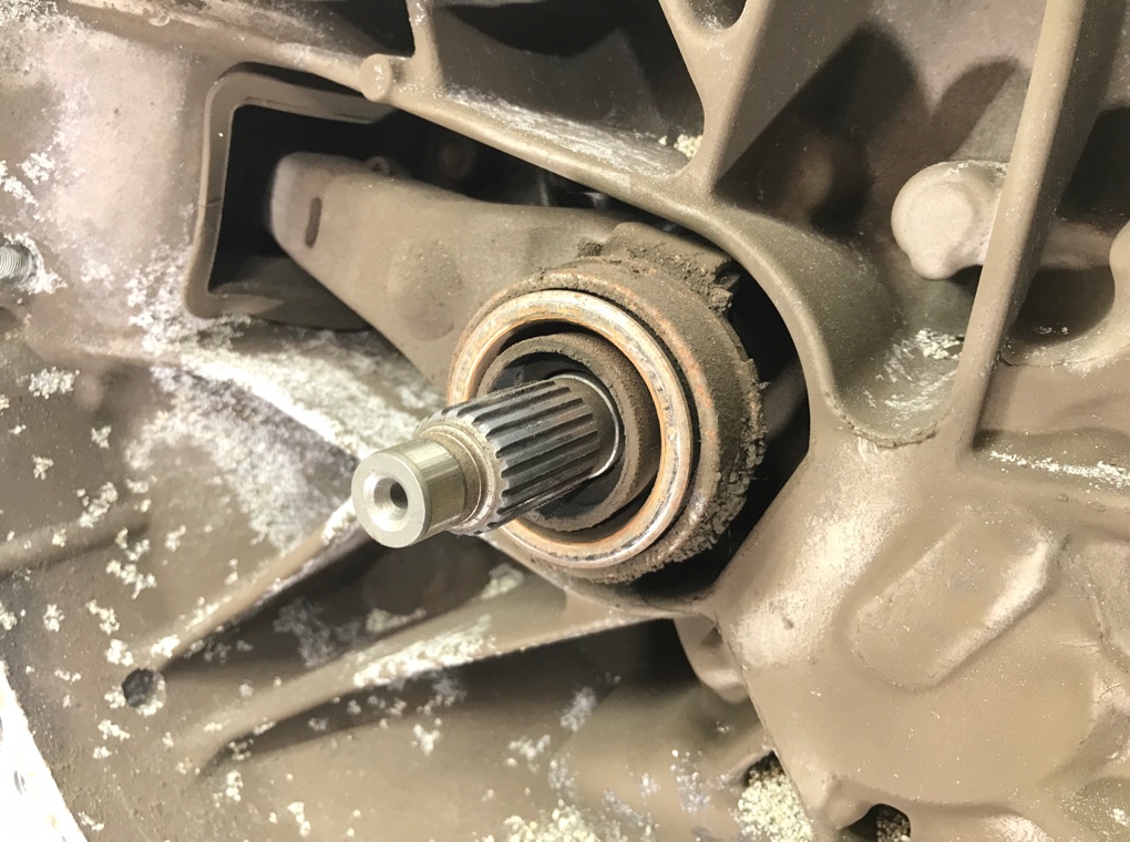 КПП механическая (МКПП) бу для Honda Civic 7 1.6 i,  2002 г.