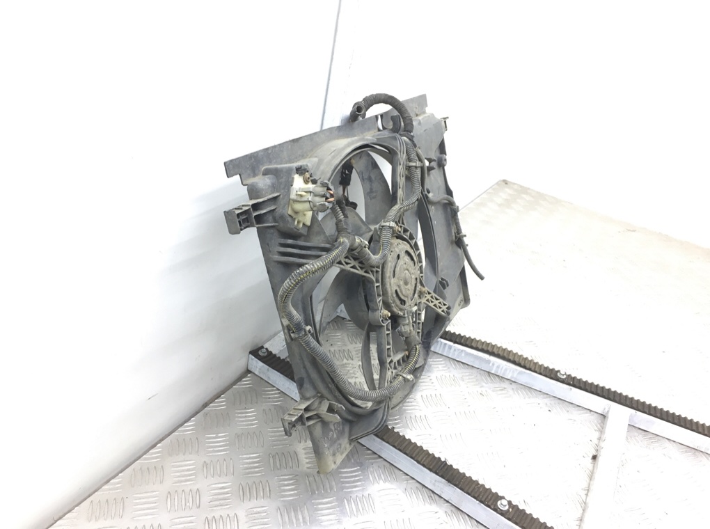 Вентилятор радиатора бу для Opel Corsa D 1.2 i,  2012 г.