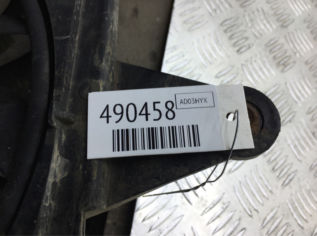 Вентилятор радиатора бу для Audi A4 B6 1.9 TDi, 2003 г. Вентилятор радиатора бу для Audi A4 B6 1.9 TDi, 2003 г.