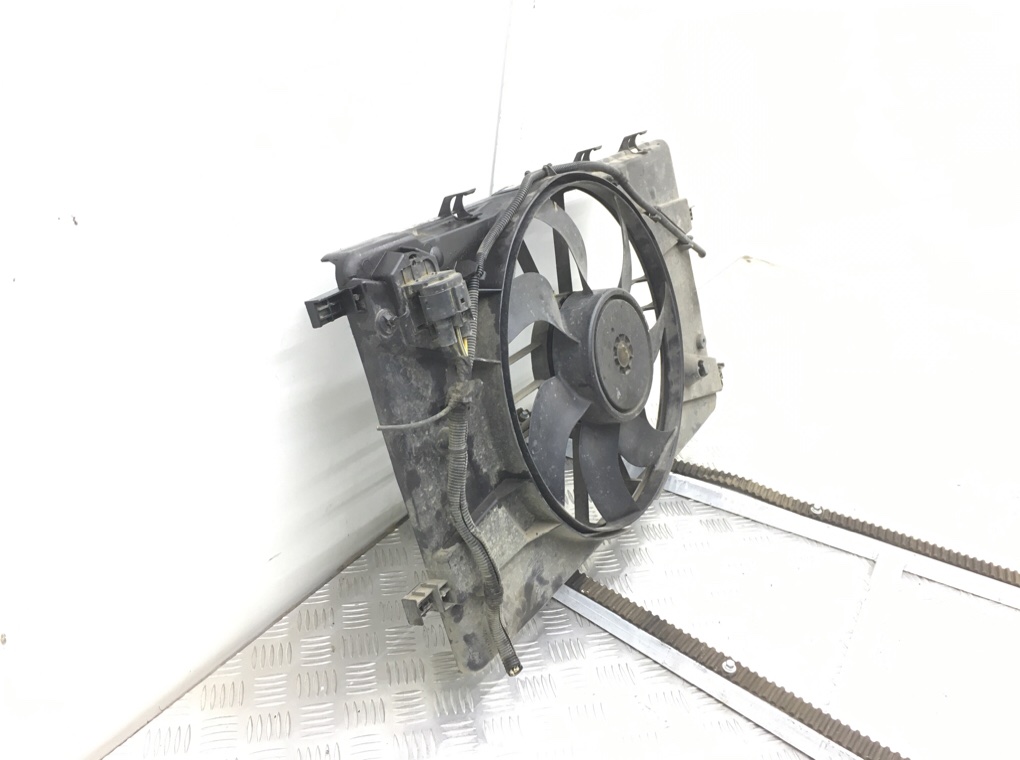 Вентилятор радиатора бу для Opel Astra J 1.7 CDTi,  2015 г.