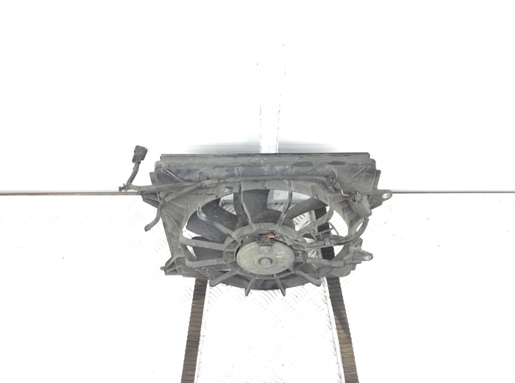 Вентилятор радиатора бу для Honda Civic 8 2.2 CTDi,  2010 г.