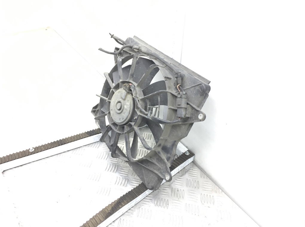 Вентилятор радиатора бу для Honda Civic 8 2.2 CTDi,  2010 г.